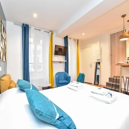 Appartamento Comfortable In The Heart Of Parigi